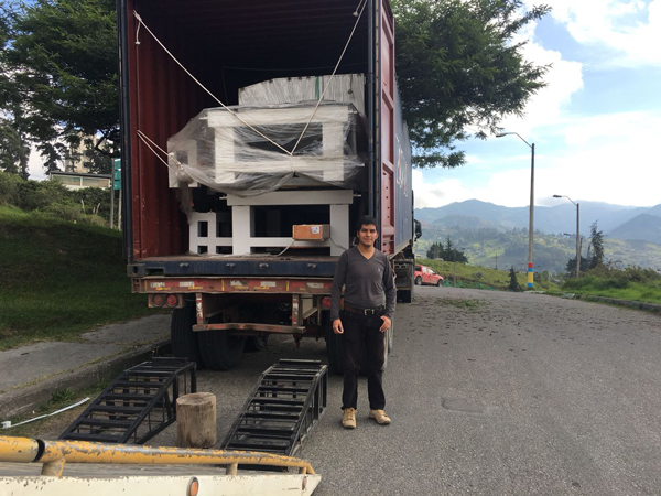 Ecuador customer order products have been boxed out