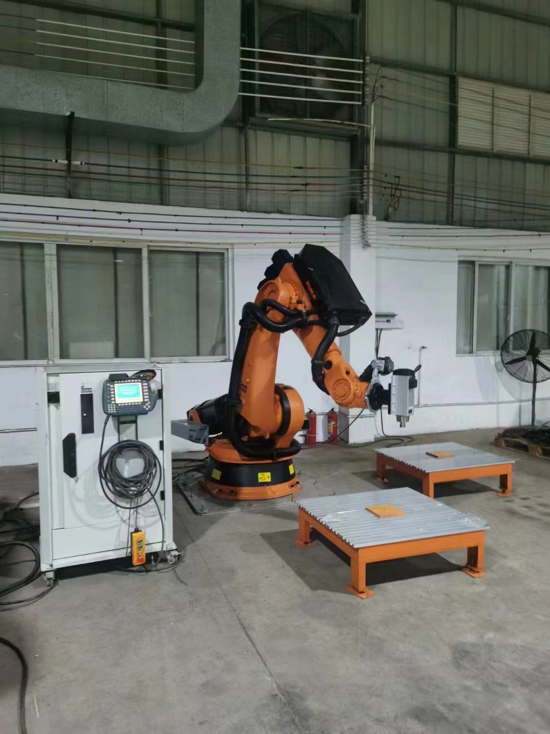 ARTECH CNC COMPANY Staff Precisely Customize "Pi" Solutions to Fully Meet Customers' Personalized Needs