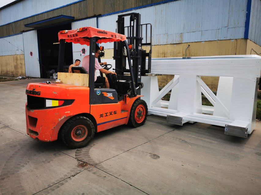 loading the 5 axis cnc router