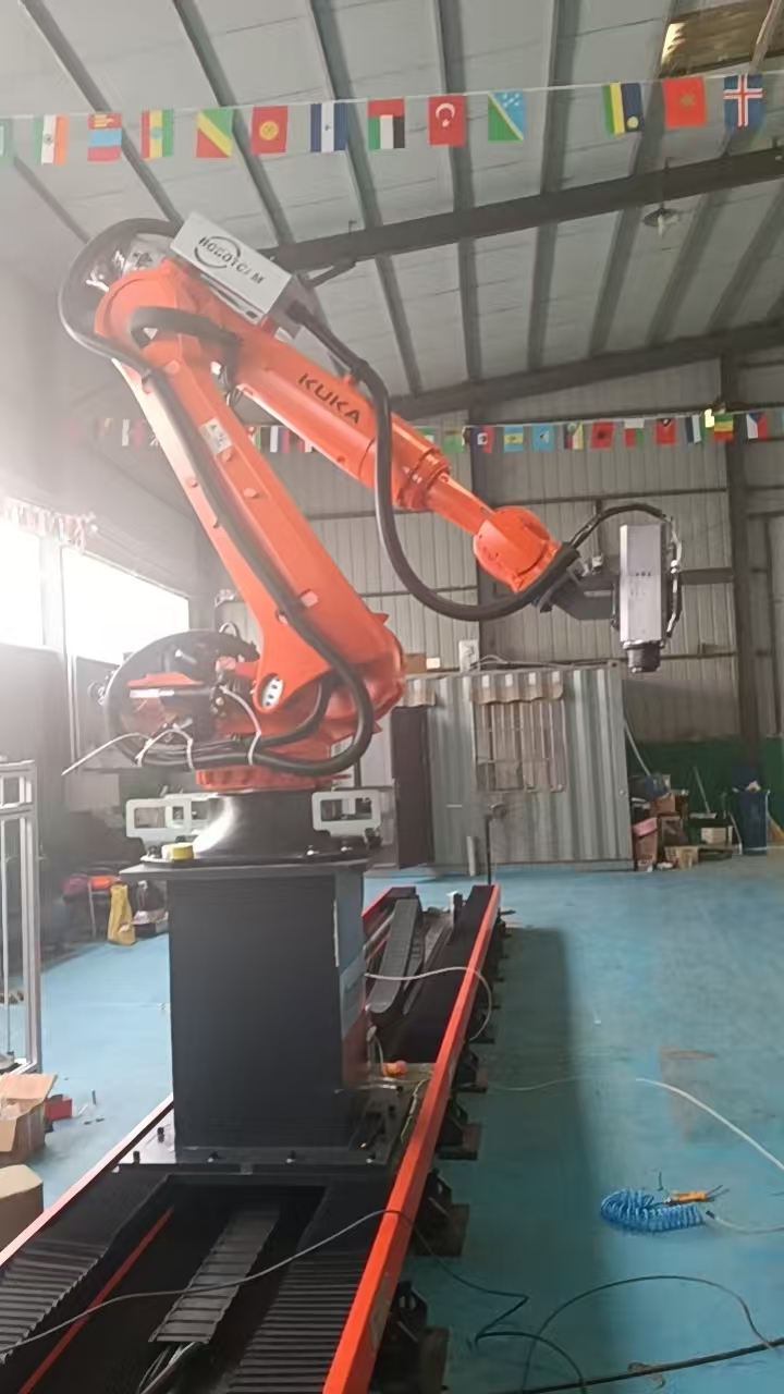 Custom Milling Robot Arm Designed by ARTECH CNC Passes Full Factory Commissioning, Winning Full Customer Satisfaction